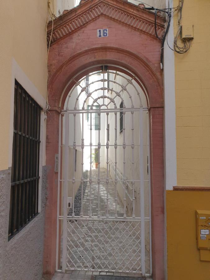 Apartamento Corral Del Rey 16 Apartment Seville Exterior photo
